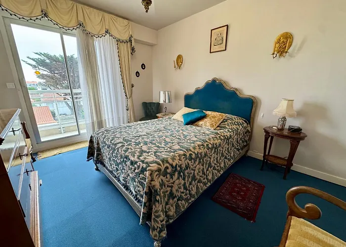 Superbe Vue * 생 힐레르 드 리에